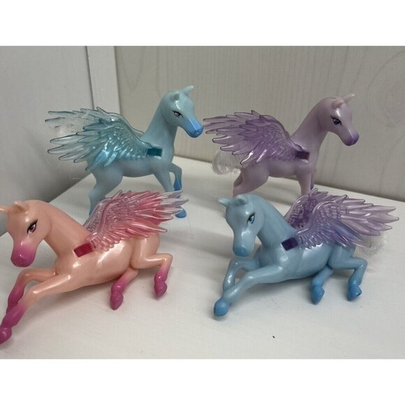 Vintage Barbie magic of pegasus Magical Mini Ponies Set Of 4 Mattel 2004 - Picture 1 of 16
